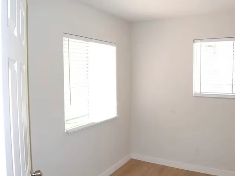 8038 S Central Ave #1 — Photo 6