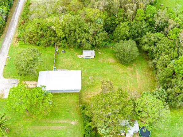 340 Baysinger Avenue, Fort Pierce, FL 34982