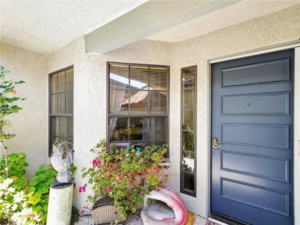 591 Beachport Dr, Port Hueneme, CA 93041