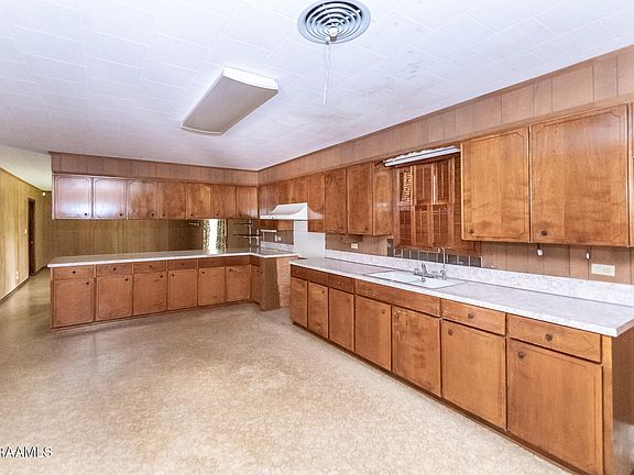 5th image of 917 Choctaw Dr
