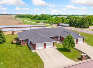 350 S 6th St, Baltic, SD 57003