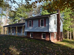 162 Ridgeview Rd NW, Floyd, VA 24091