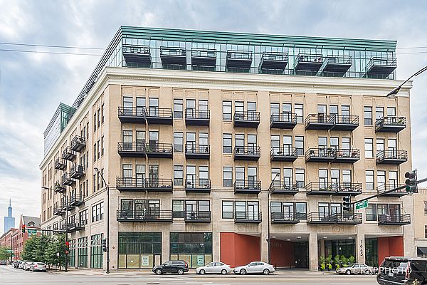 1st image of 1645 W Ogden Ave Unit 302