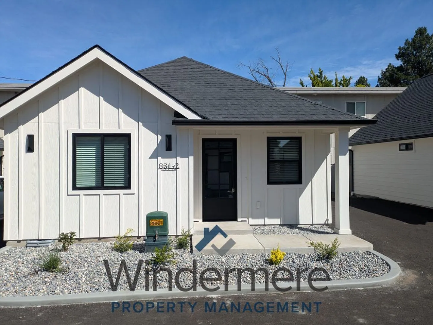 Stone Creek Cottages — Photo 1