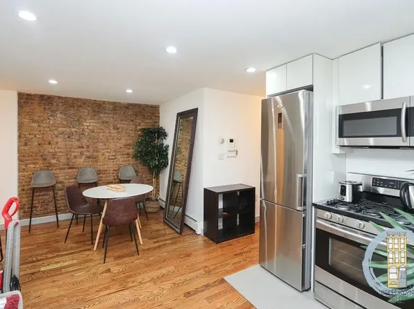 130 New York Avenue image 1 of 15