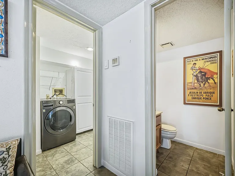 12800 Briar Forest Dr #106 — Photo 27