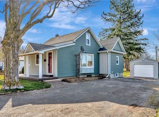 25 Barnabas St, Hamilton, ON L0R1T0