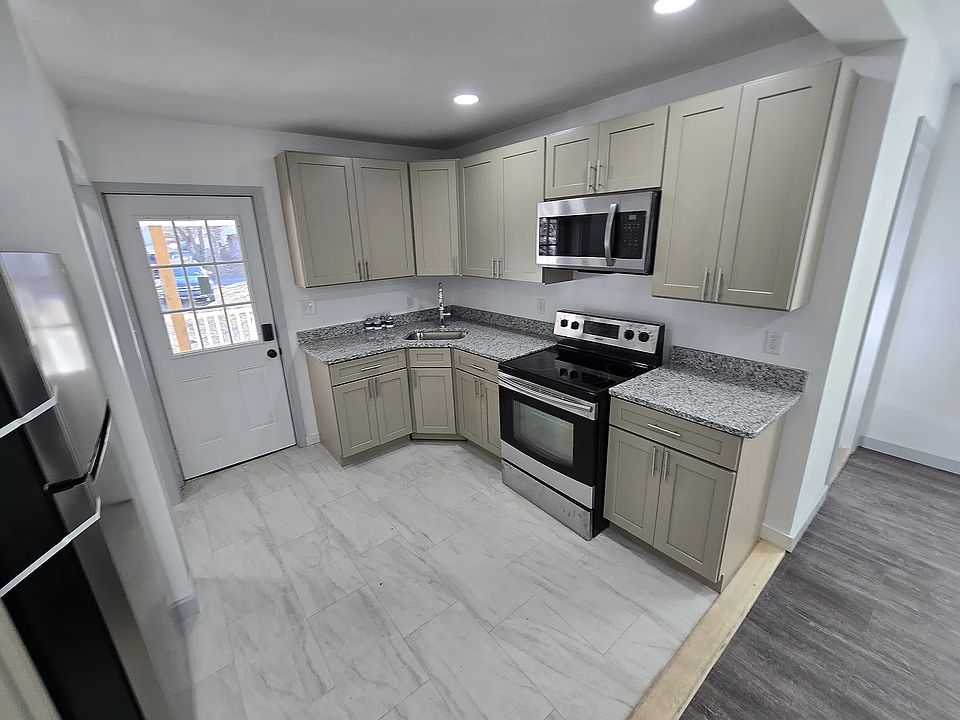 1st image of 33 E Main St #D