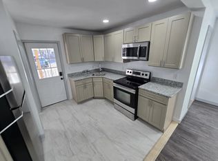 33 E Main St #D, Glen Lyon, PA 18617