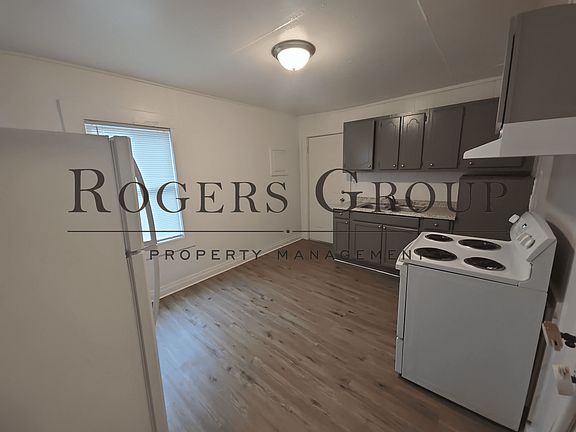 2nd image of 836 Lamb St