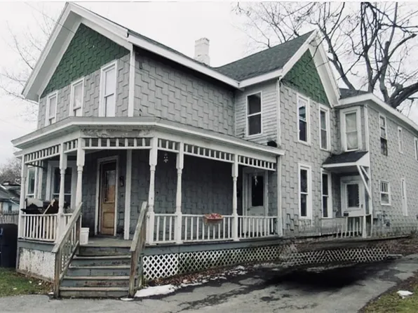 159 Canal St, Lyons, NY 14489