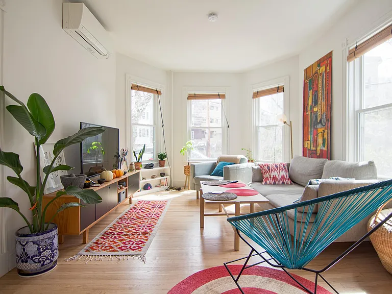 24 Leonard Ave #1 — Photo 1