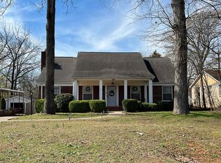 1853 Chisholm Rd, Florence, AL 35630