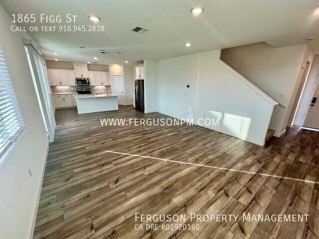 1865 Figg St — Photo 7