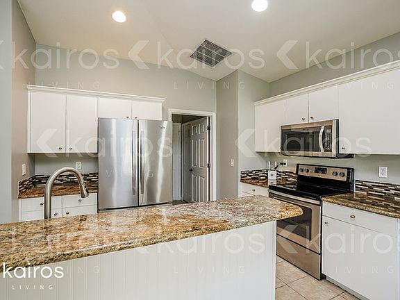 5th image of 3010 19th St W