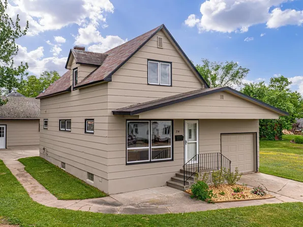 214 W Chapman St, Ely, MN 55731