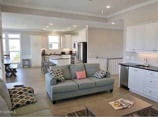 155 W 3rd St, Ocean Isle Beach, NC 28469