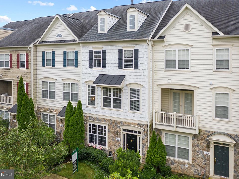 1st image of 746 Collington Ct