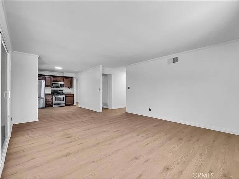 18515 Los Machos Dr — Photo 6