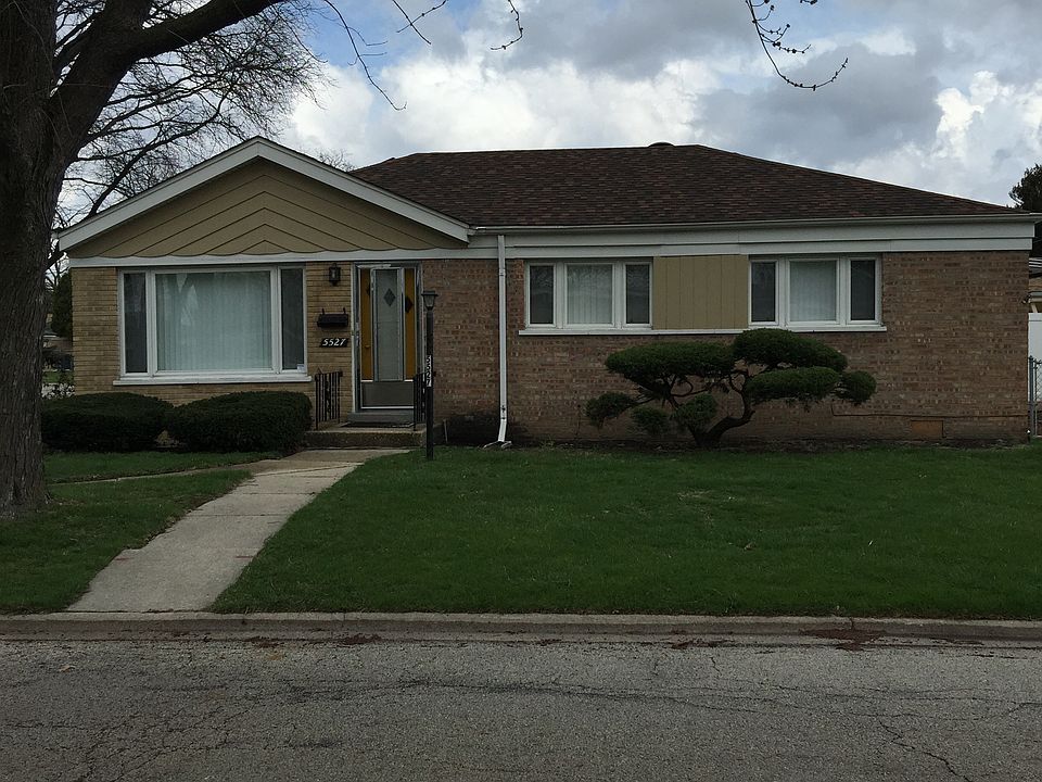 1st image of 5527 W 90th St