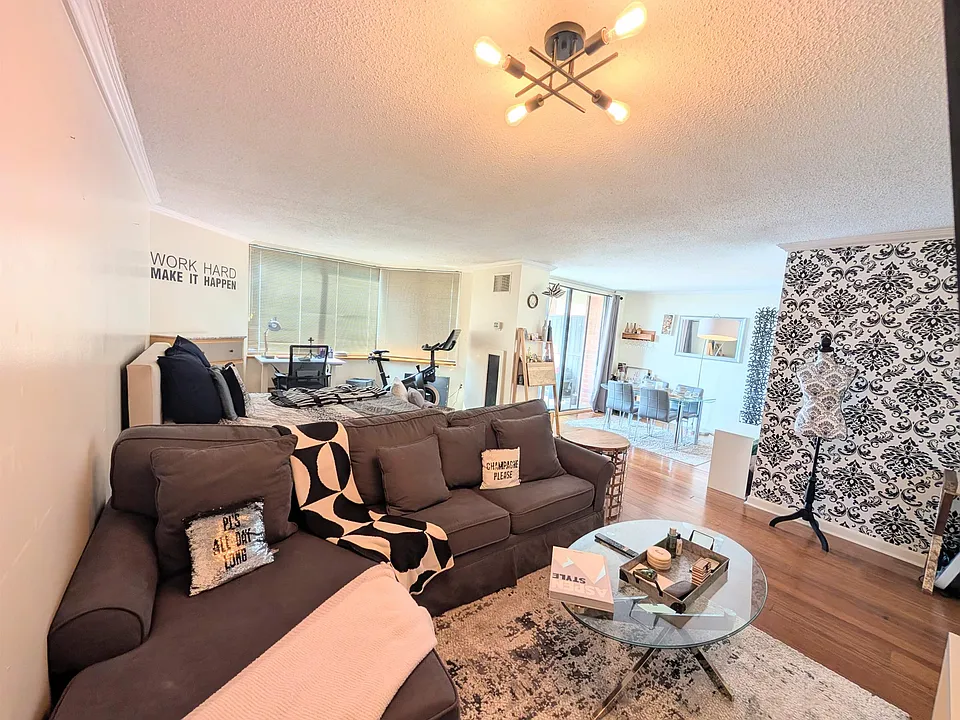 616 Harmon Cove Tower