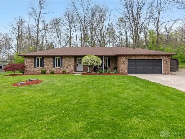 4270 Briarwood Dr, Urbana, OH 43078