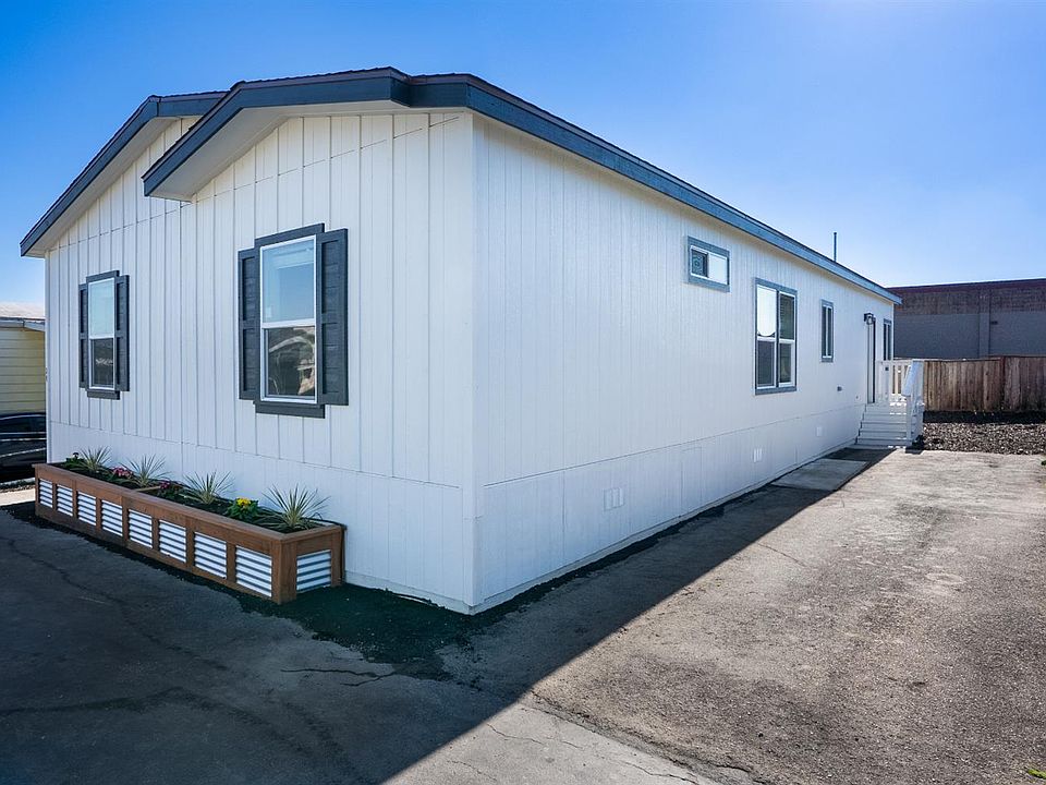 1st image of 2121 Kralj Dr #94