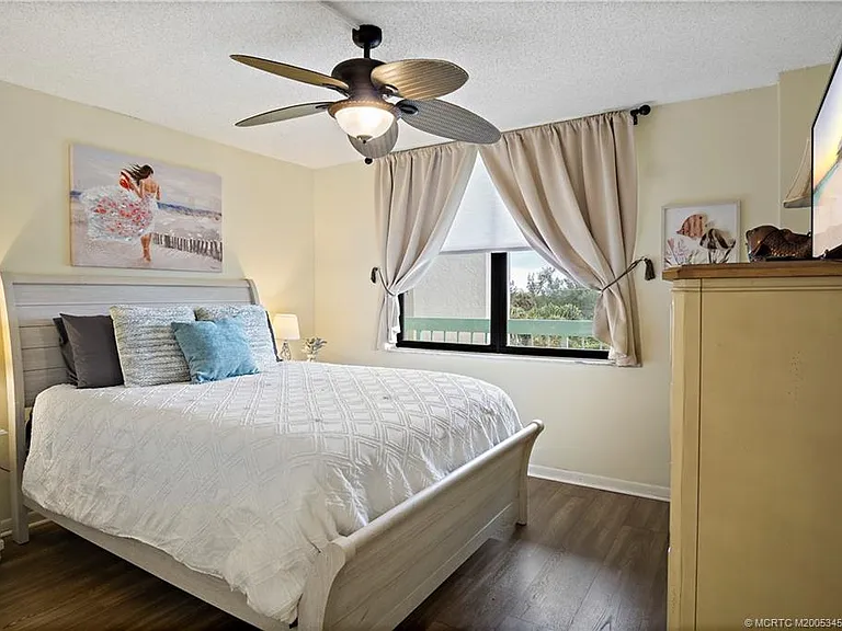 9940 Ocean Dr #309 — Photo 10