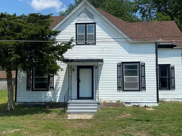 2509 Brown Ave, Coffeyville, KS 67337