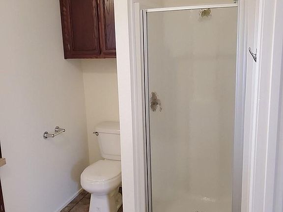 5th image of 8242 Montgomery Oak #8242