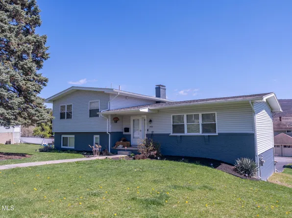 1921 Grant Ave, Altoona, PA 16602