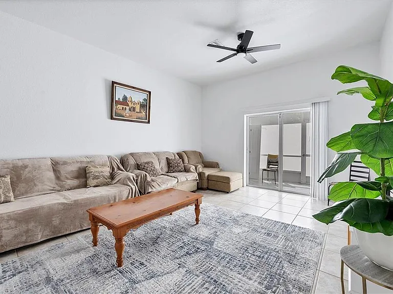 12113 Capilla Ln — Photo 31