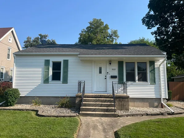 1821 1st St, Peru, IL 61354
