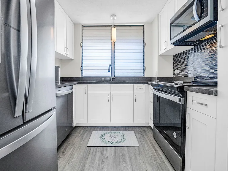 1212 Punahou St #2502 — Photo 7