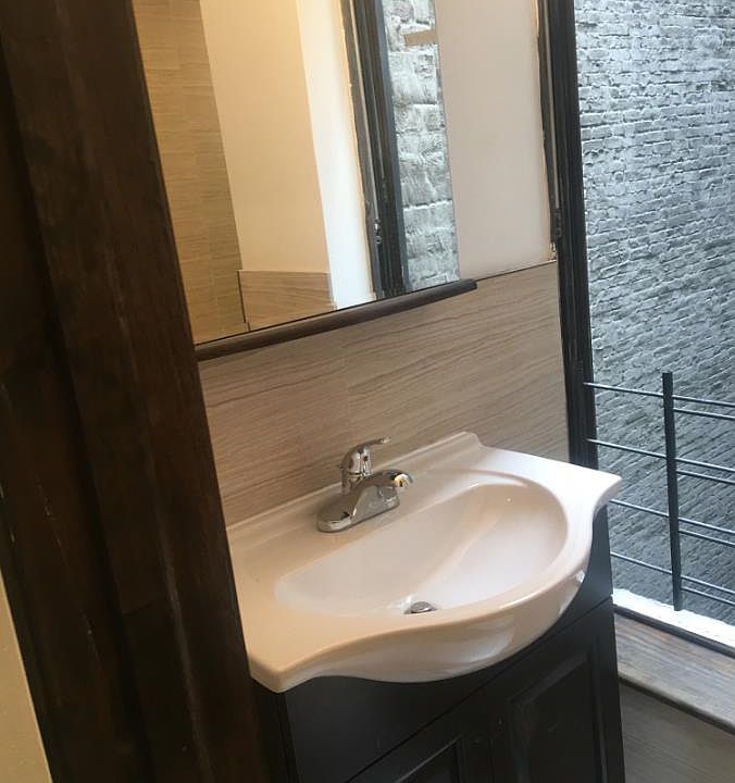 1st image of 44 Eldridge St APT 10