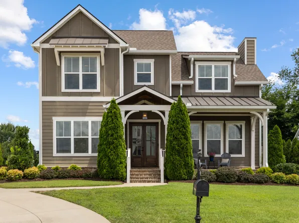 998 Spruce Ridge Ln, Spring Hill, TN 37174