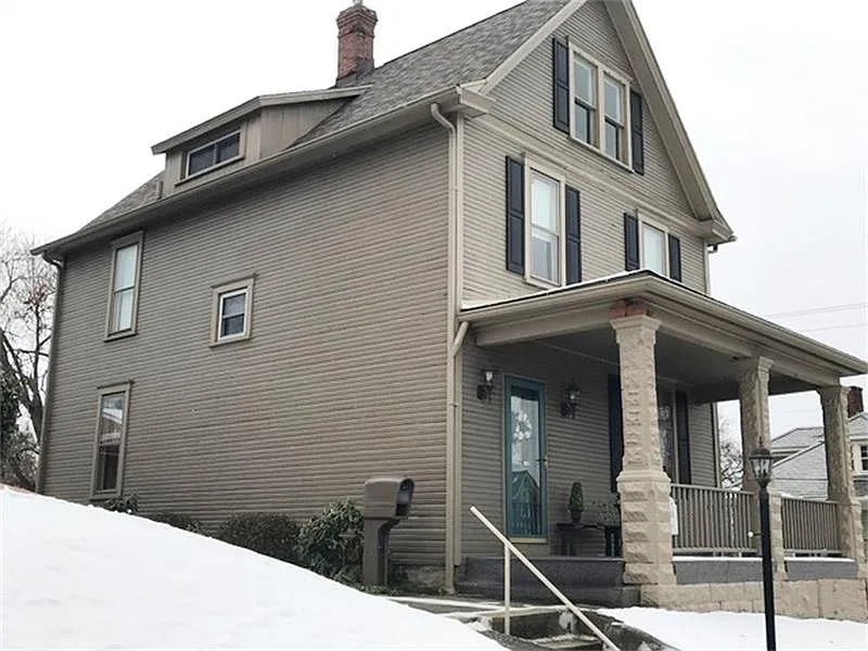 701 Walnut St photo 1
