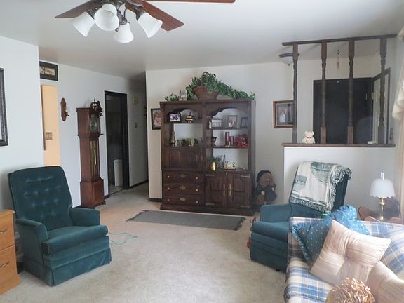4th image of 23741 Cottonwood Ln