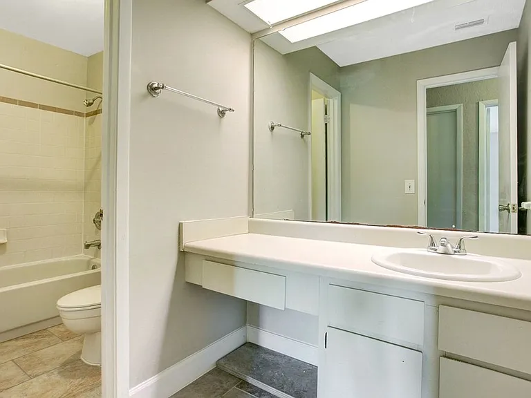1346 Stearman Ct #16 — Photo 16