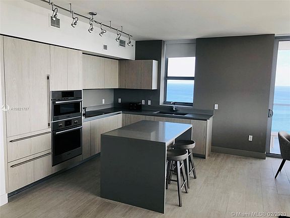 3rd image of 4010 S Ocean Dr Unit 4009