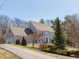 14 Channel View Rd, Cape Elizabeth, ME 04107