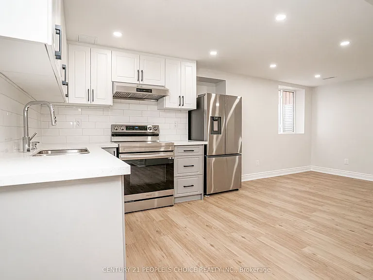 3476 Kelso Cres — Photo 8