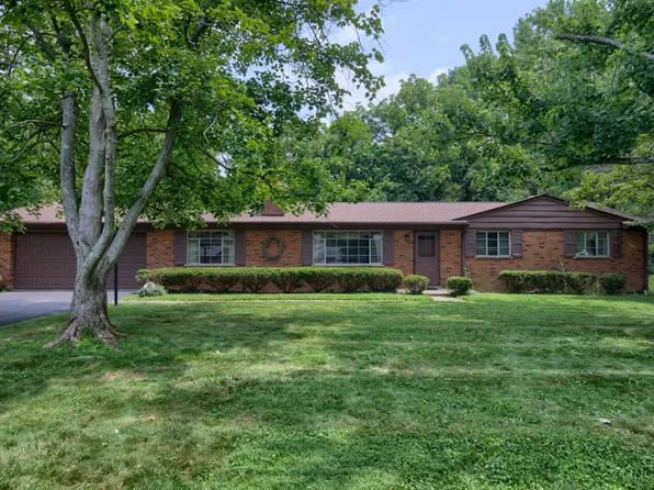 5676 Colonial Dr, Milford, OH 45150