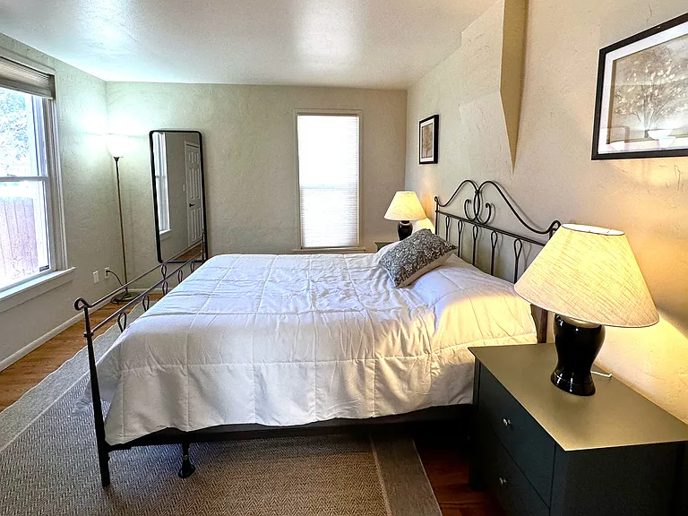 2325 W Pikes Peak Ave — Photo 9