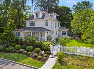 34 Orchard Sq, Caldwell, NJ 07006