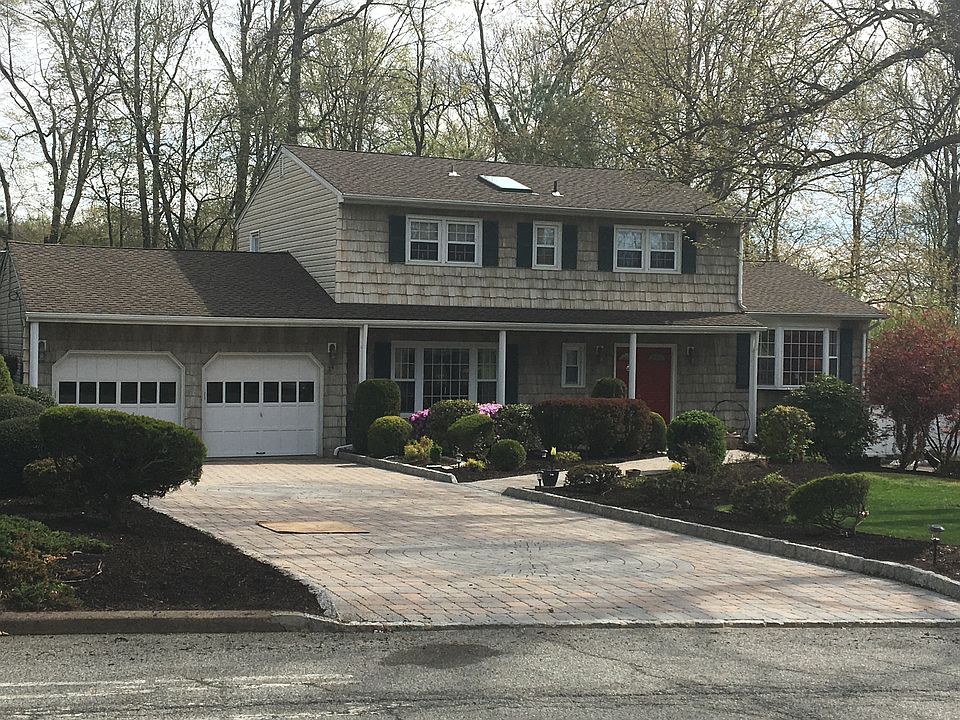 24 Montgomery Ave, Montville