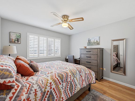4th image of 10402 W WININGER Circle