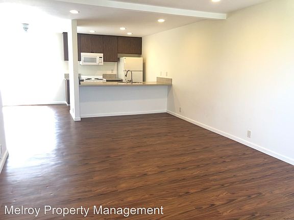 4th image of 1202 E 6th St APT 05