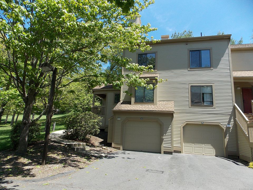 1st image of 10 Ashford Drive #10