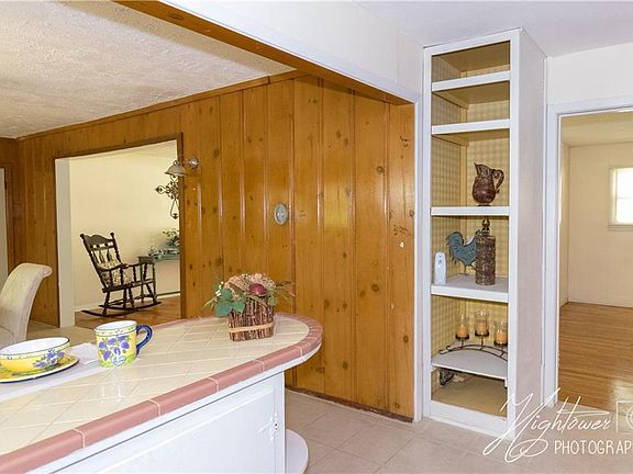 4th image of 4409 Highland Lake Dr